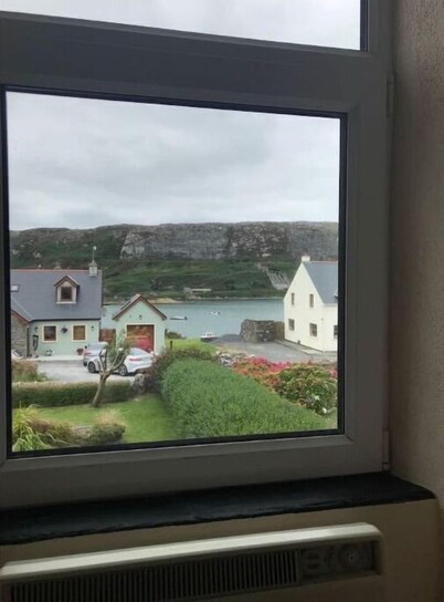 2 Marconi House, Apartment