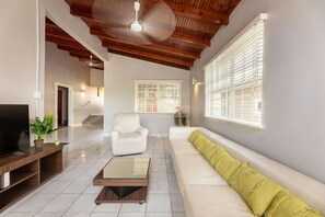 تلفزيون ذكي