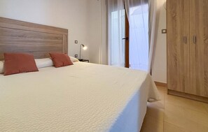 2 soverom, strykejern/-brett, wi-fi (inkludert) og sengetøy