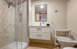 シャワー、ヘアドライヤー