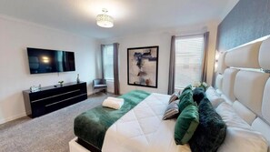 Deluxe Chalet | 5 bedrooms, free WiFi, bed sheets