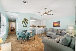 Apartment, 1 Bedroom | Living area