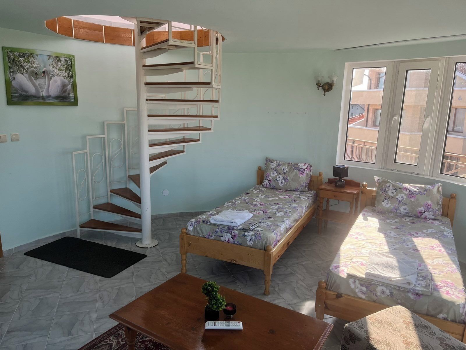 Habitación panorámica | Escritorio, espacio para trabajar con laptop y wifi gratis 