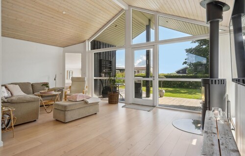Stunning home in Børkop