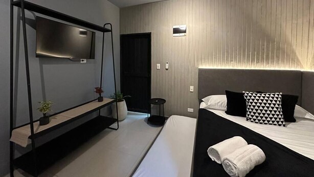 Comfort Apartment | View from room - industry south tower 505 (Medellín)