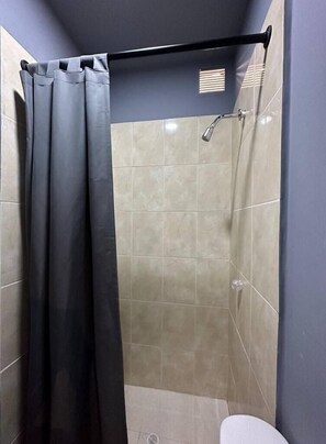 Comfort Apartment | Bathroom - industry south tower 505 (Medellín)