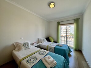 Apartment, 2 Bedrooms, Terrace | 2 bedrooms, bed sheets - Armação Pêra Typical by Homing (Silves)