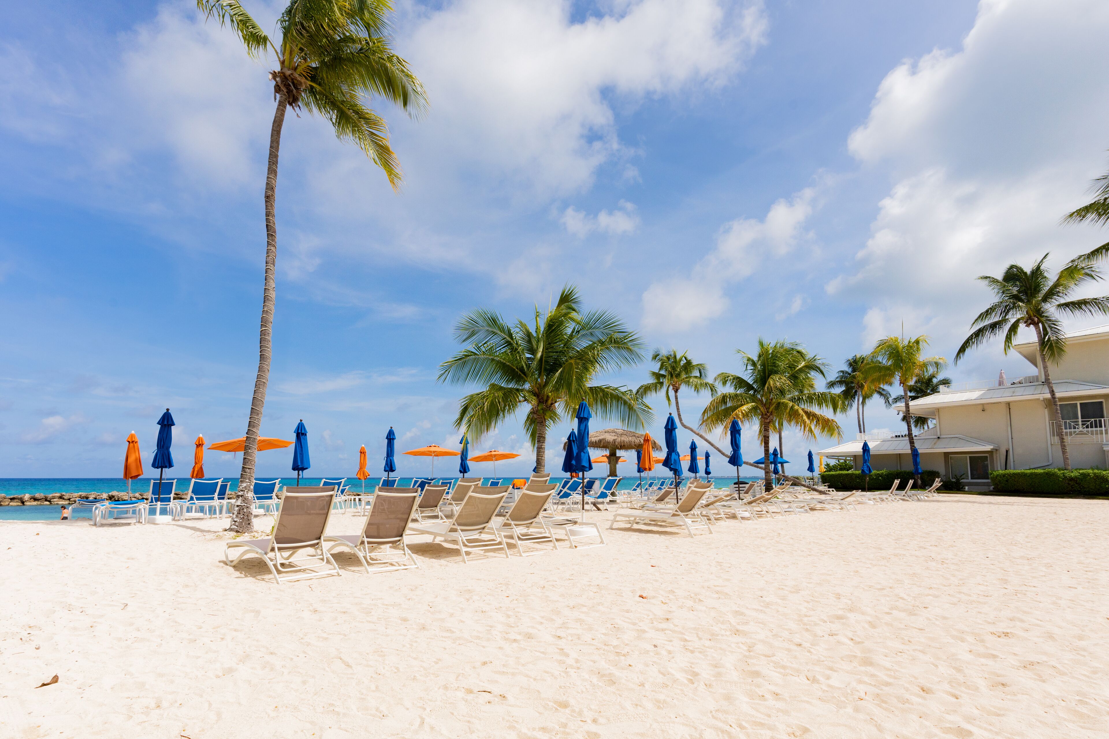 Liegestühle, Strandtücher