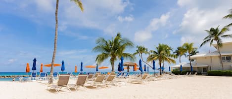 Liegestühle, Strandtücher