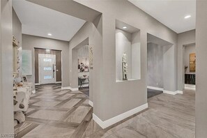 Interior - 7 minutes from strip. Luxury home at affordable price. (Las Vegas)
