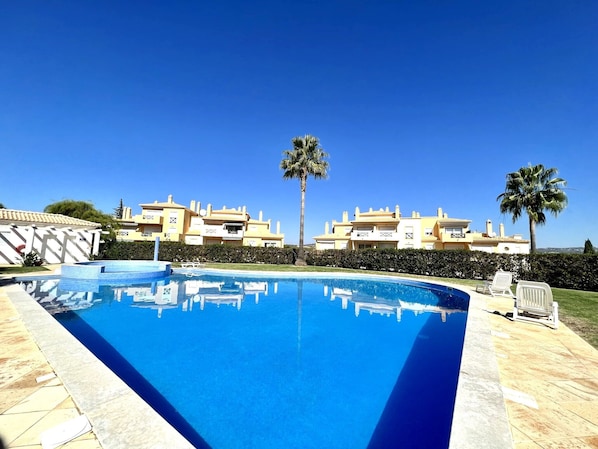 Piscina externa