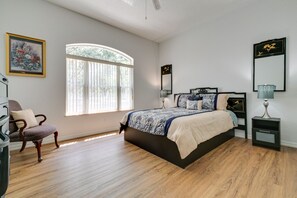 3 bedrooms, desk, iron/ironing board, WiFi