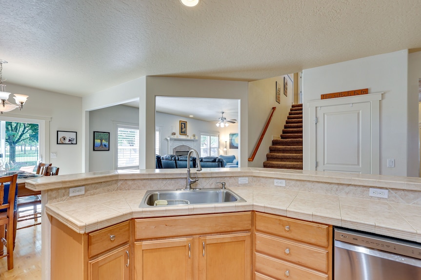 Pet-friendly Meridian Vacation Rental W/ Fire Pit! - Meridian, ID