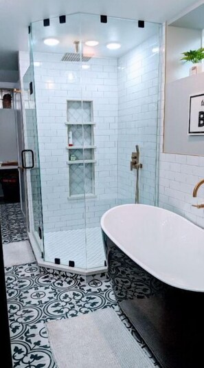 Hair dryer, towels, soap, shampoo