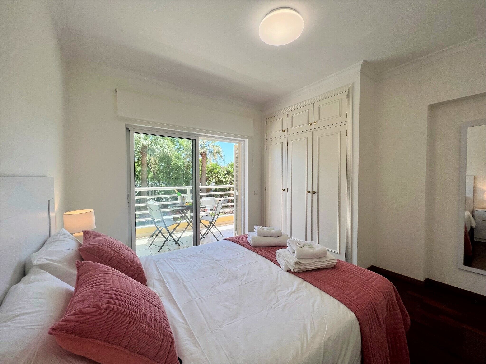 Apartament, 2 dormitoris, accés a la piscina | 2 dormitoris i roba de llit 