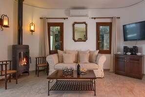 Living area - Retiro III 6 by COSTABLANCARENT (Dénia)