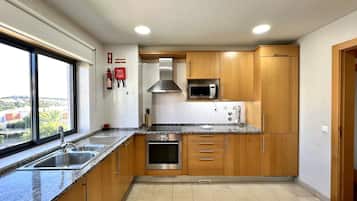 Appartement, 2 chambres, accÚs piscine | Cuisine privée