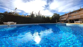 Udendørs pool