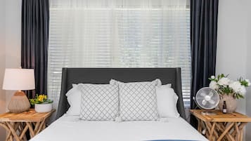 3 bedrooms, desk, iron/ironing board, free WiFi