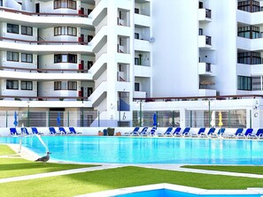 Utomhuspool