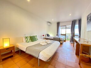 Apartamento, 1 quarto, acesso à piscina | 1 quarto, roupa de cama