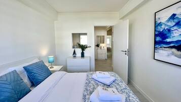 Apartment, 3 Bedrooms, 2 Bathrooms