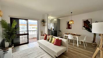Apartment, 1 Bedroom, Terrace | Living room