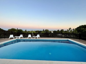Piscine extérieure