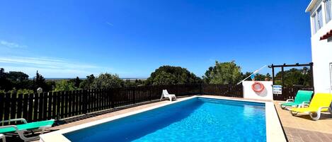 Alberca al aire libre