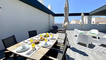Apartment, 2 Bedrooms, Pool Access | Balcony