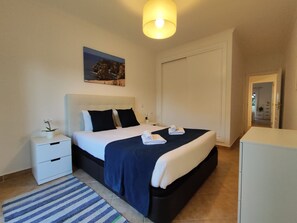 2 chambres, Wi-Fi gratuit, draps fournis