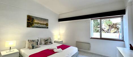 Appartement, 1 chambre, accès piscine | 1 chambre, draps fournis