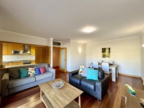 Apartment, 1 Bedroom, Pool Access | Living room