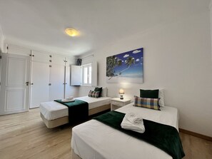 2 bedrooms, cribs/infant beds, free WiFi, bed sheets