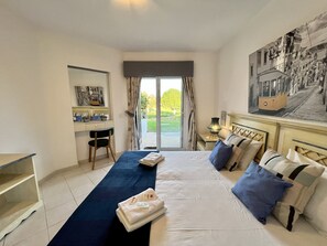 2 bedrooms, cots/infant beds, bed sheets - Albufeira Balaia Golf Village 1 (Albufeira)