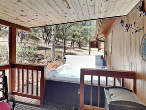 Studio (4 Bedrooms) | Property amenity - Indianhead Lodge by Ruidoso Vacation Rentals (Ruidoso)