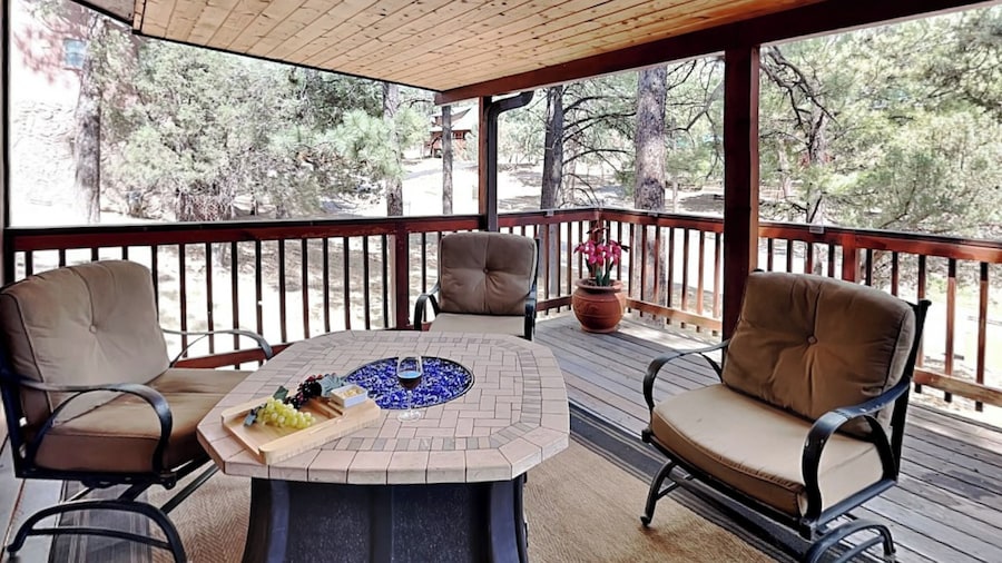 Indianhead Lodge by Ruidoso Vacation Rentals