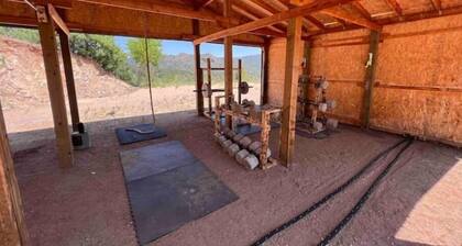 Cabin on 55 Acre Ranch Near Royal Gorge W/ Gym