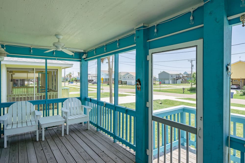 Turtle's Nest by Miss Kitty’s - Rockport, TX