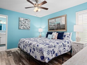 House (2 Bedrooms) | Property amenity - Turtle's Nest by Miss Kitty’s (Rockport)