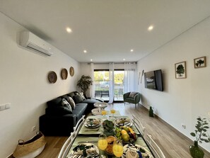 Borðhald á herbergi eingöngu