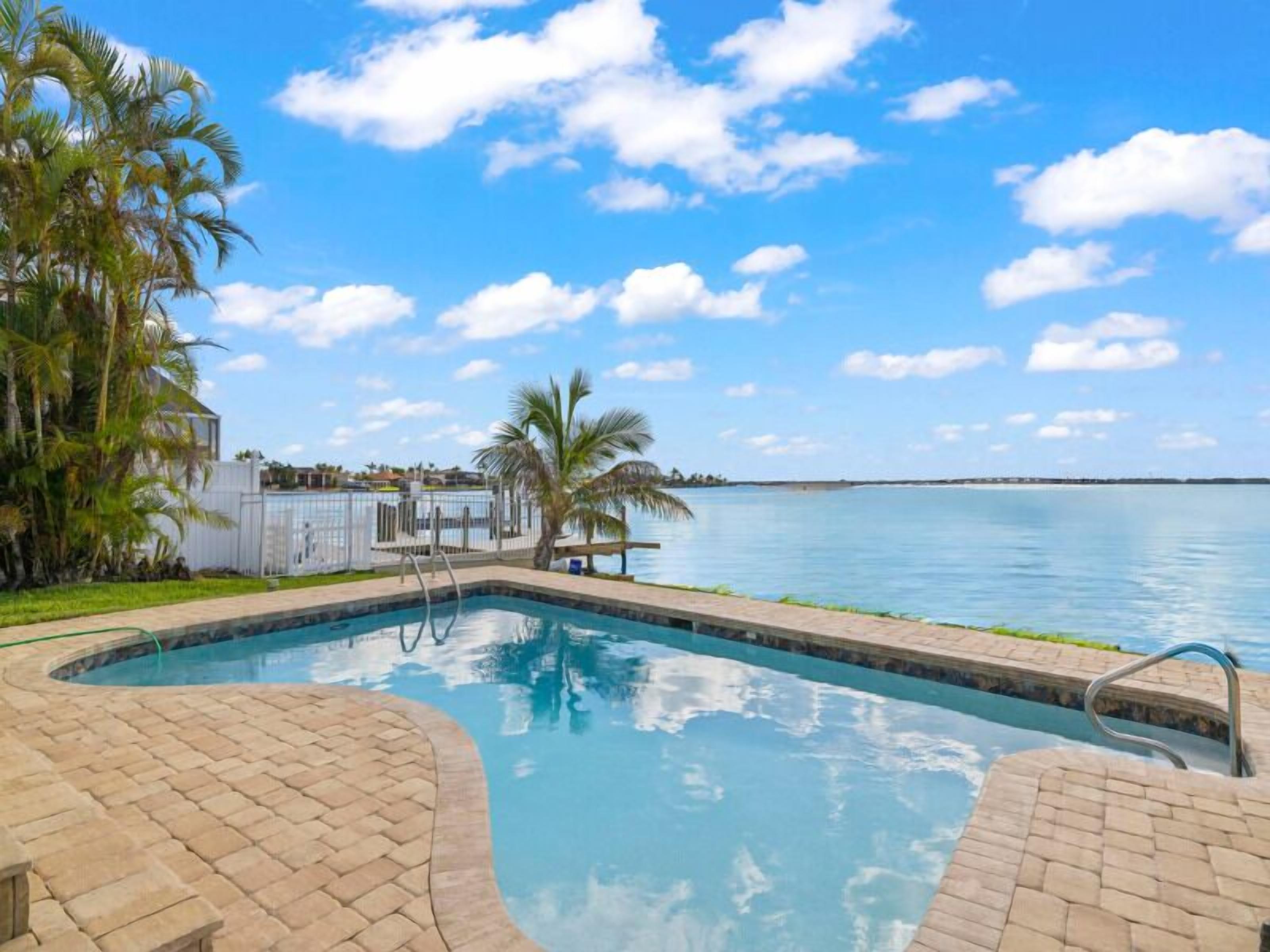 獨棟房屋 (3 Bedrooms) | 住宿設施服務