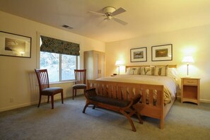 3 bedrooms, desk, free WiFi, bed sheets
