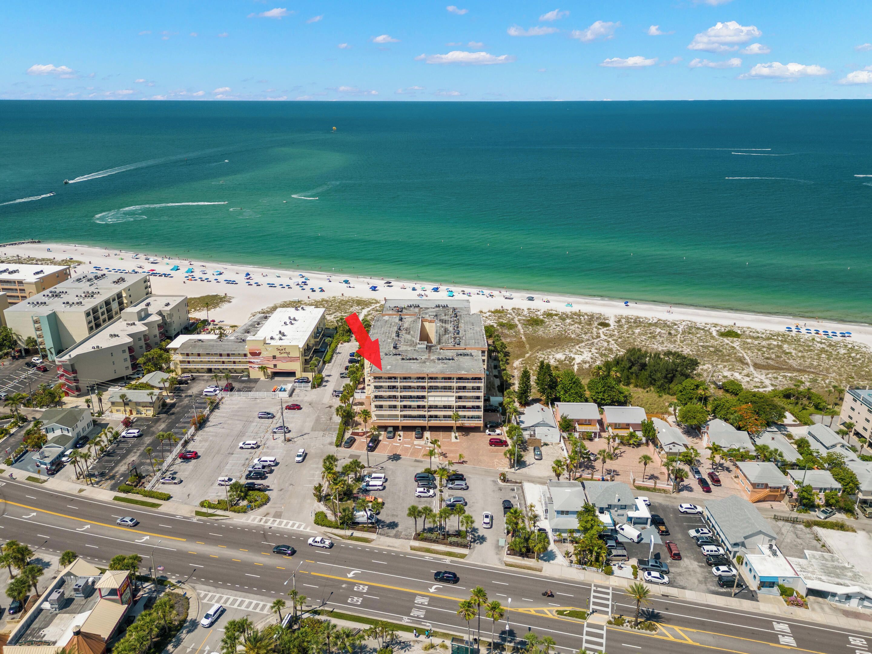 Condo (2 Bedrooms) | Property amenity