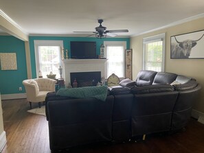 Living area - Family Farmhouse (Staley)