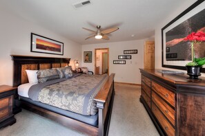 3 chambres, bureau, espace de travail pour ordinateur portable