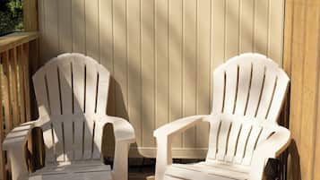 Wagon Wheel Suite #5 (2 Queen Beds) | Terrasse/Patio