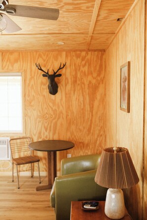 Wagon Wheel Suite #1(1 Full Bed) | Premium bedding, down comforters, individually decorated