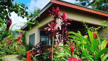 Premium Villa | 1 bedroom, in-room safe, individually furnished, bed sheets