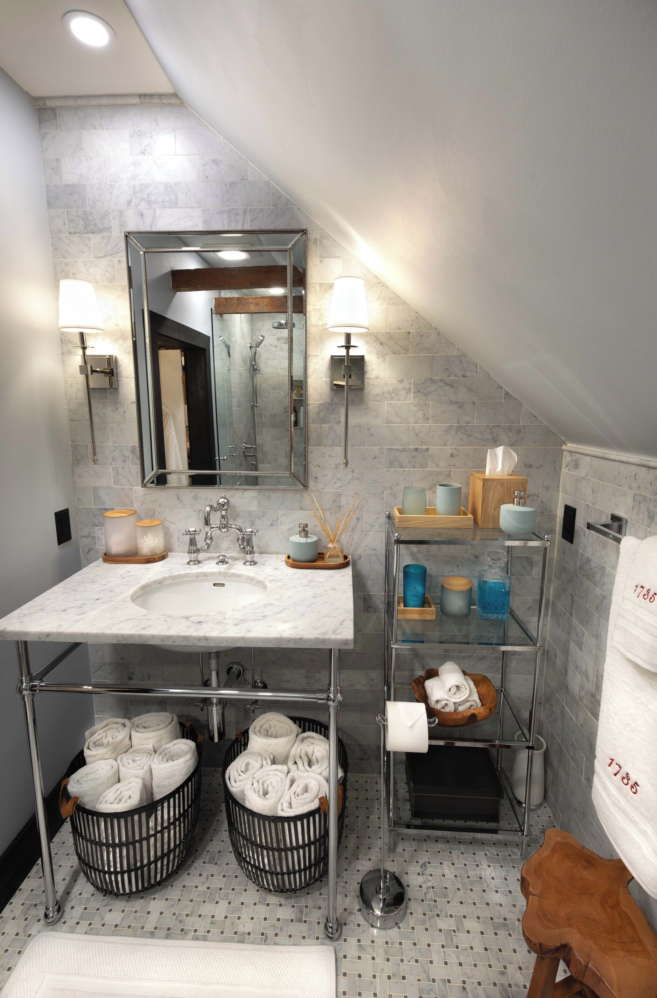 تجهيزات دش، دُش غزير، مجففات شعر، برانس (أردية) حمّام